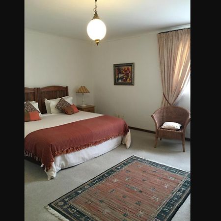 Four Pines Lodge Hermanus Bagian luar foto