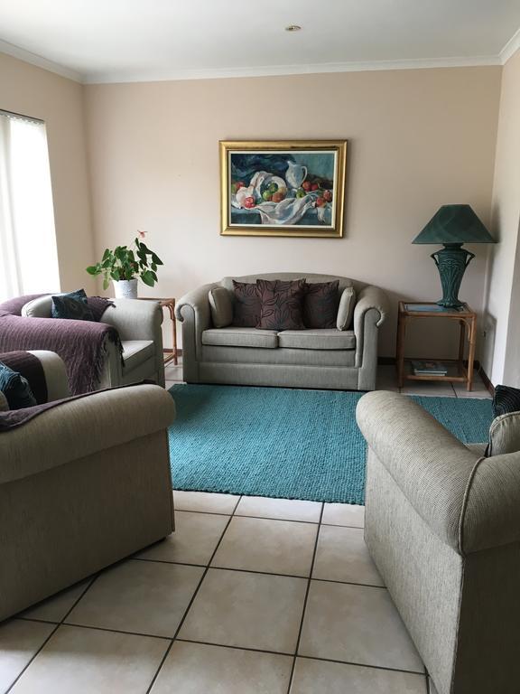 Four Pines Lodge Hermanus Bagian luar foto